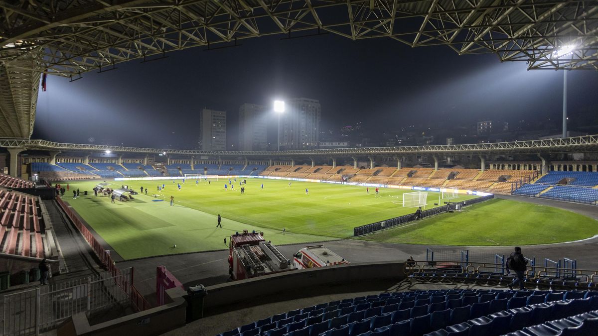 Bagáž přes půl tuny, bacha na víza. Jak se dělá fotbalový výjezd do Arménie